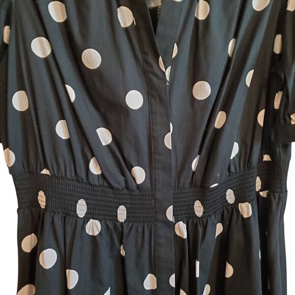 Black and White Polka Dot Flowy Button Up Short Sleeve Dress with Pockets Large - Picture 8 of 16